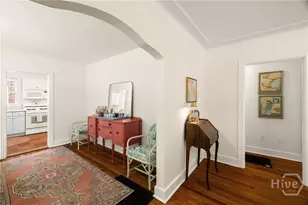 1318 E 51st St, Savannah, GA 31404 - Photo 9