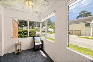 1318 E 51st St, Savannah, GA 31404 - Photo 7