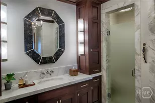232 E Broughton St, Savannah, GA 31401 - Photo 25