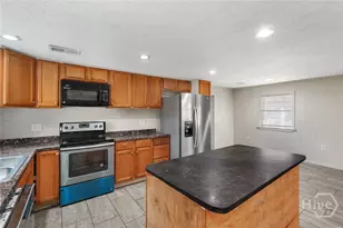 505 Bush Rd, Savannah, GA 31419 - Photo 5
