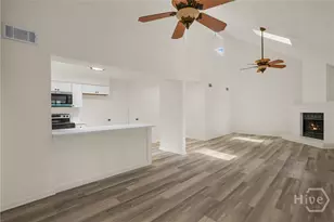 511 Pointe N Dr, Savannah, GA 31410 - Photo 13