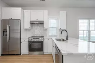 1205 E Bolton St, Savannah, GA 31404 - Photo 7