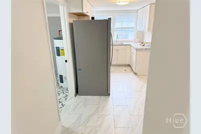 737 E 37th Street, Savannah, GA 31401 - Photo 17