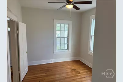 737 E 37th Street, Savannah, GA 31401 - Photo 11