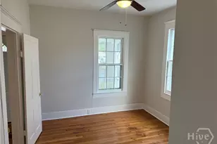 737 E 37th St, Savannah, GA 31401 - Photo 11