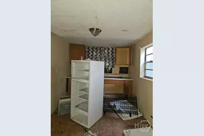 2118 Harden Street, Savannah, GA 31415 - Photo 33