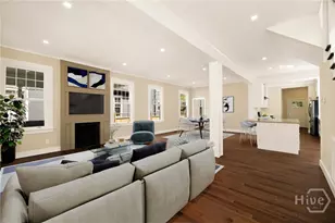 627 W 37th St, Savannah, GA 31401 - Photo 7