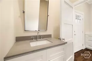 627 W 37th St, Savannah, GA 31401 - Photo 19