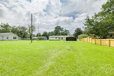 205 Oak Drive, Bloomingdale, GA 31302 - Photo 5