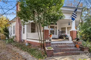 1812 E Gwinnett St, Savannah, GA 31404 - Photo 9