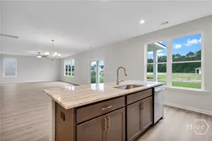 759 Highland Cir, Richmond Hill, GA 31324 - Photo 7