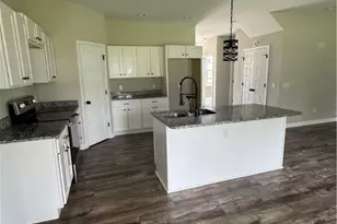 618 N McDonald St, Ludowici, GA 31316 - Photo 5