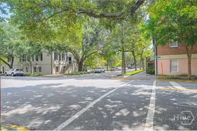205 W Gaston Street, Savannah, GA 31401 - Photo 5