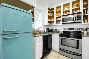 121 W Park Ave, Savannah, GA 31401 - Photo 13