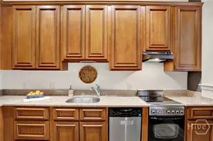 125 E Broad St, Savannah, GA 31401 - Photo 11