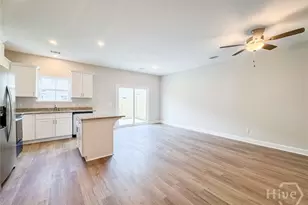 118 Heirloom Rd, Hinesville, GA 31313 - Photo 3