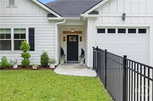 709 Beauregard St, Savannah, GA 31405 - Photo 3