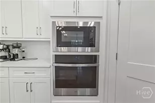 709 Beauregard St, Savannah, GA 31405 - Photo 19