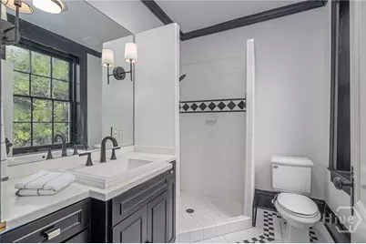 3 E Gordon Street, Savannah, GA 31401 - Photo 33