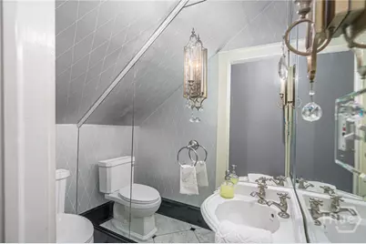 3 E Gordon Street, Savannah, GA 31401 - Photo 29
