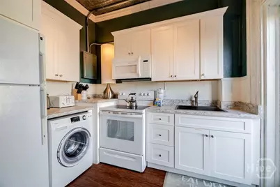 28 E Taylor Street, Savannah, GA 31401 - Photo 23