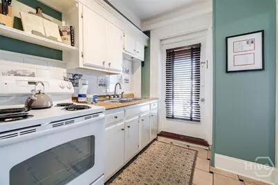 28 E Taylor Street, Savannah, GA 31401 - Photo 37
