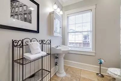 28 E Taylor Street, Savannah, GA 31401 - Photo 15