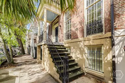 28 E Taylor Street, Savannah, GA 31401 - Photo 1