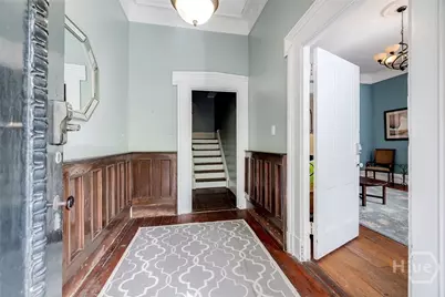 28 E Taylor Street, Savannah, GA 31401 - Photo 3
