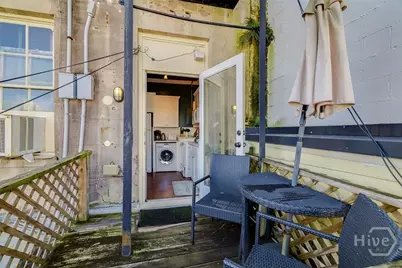 28 E Taylor Street, Savannah, GA 31401 - Photo 25