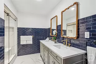 2 E Perry Ln, Savannah, GA 31401 - Photo 61