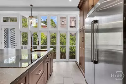112 W Taylor Street, Savannah, GA 31401 - Photo 27