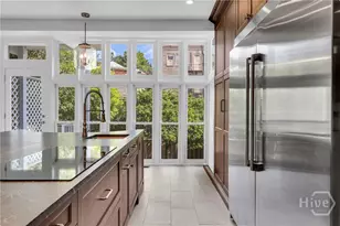 112 W Taylor St, Savannah, GA 31401 - Photo 27