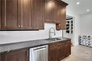 112 W Taylor St, Savannah, GA 31401 - Photo 25