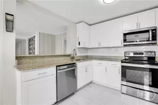 1218 E 69th St, Savannah, GA 31404 - Photo 13