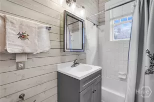 17 E 37th St, Savannah, GA 31401 - Photo 21