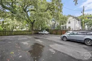17 E 37th St, Savannah, GA 31401 - Photo 39
