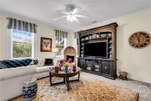 17 E 37th St, Savannah, GA 31401 - Photo 13