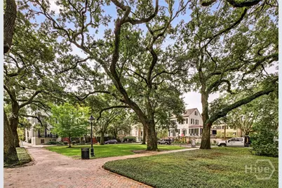 203 W Charlton Street, Savannah, GA 31401 - Photo 47