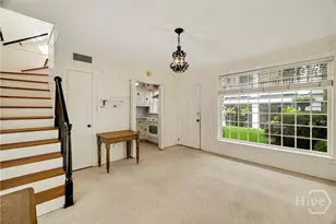 203 W Charlton St, Savannah, GA 31401 - Photo 43