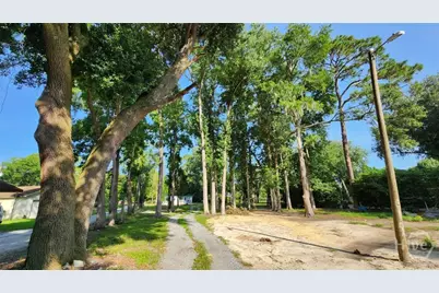 8621 Ferguson Avenue, Savannah, GA 31406 - Photo 11