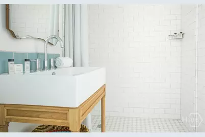 1 E Gordon Street #2, Savannah, GA 31401 - Photo 23