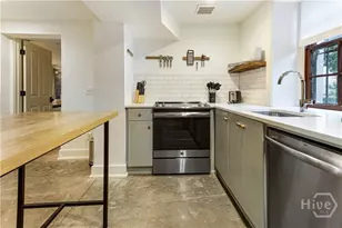 1 E Gordon St, Savannah, GA 31401 - Photo 11