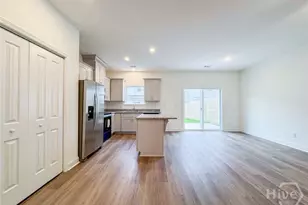 86 Beaumont Dr, Hinesville, GA 31313 - Photo 5