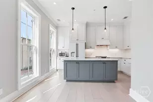407 E Mc Donough St, Savannah, GA 31401 - Photo 15