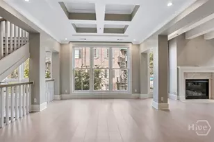 407 E Mc Donough St, Savannah, GA 31401 - Photo 11