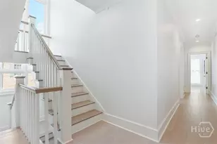 407 E Mc Donough St, Savannah, GA 31401 - Photo 27