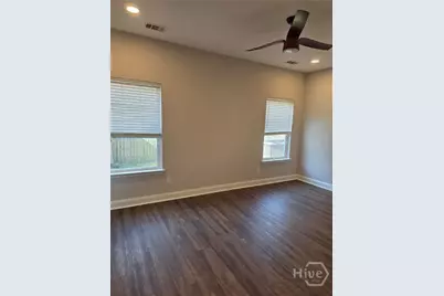29 Travis Street, Savannah, GA 31406 - Photo 11
