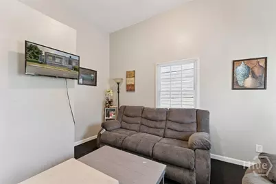704 Lavinia Street, Savannah, GA 31415 - Photo 7
