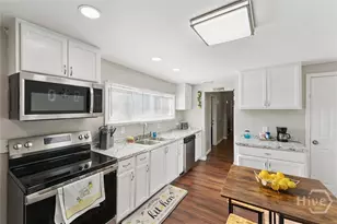 704 Lavinia St, Savannah, GA 31415 - Photo 11